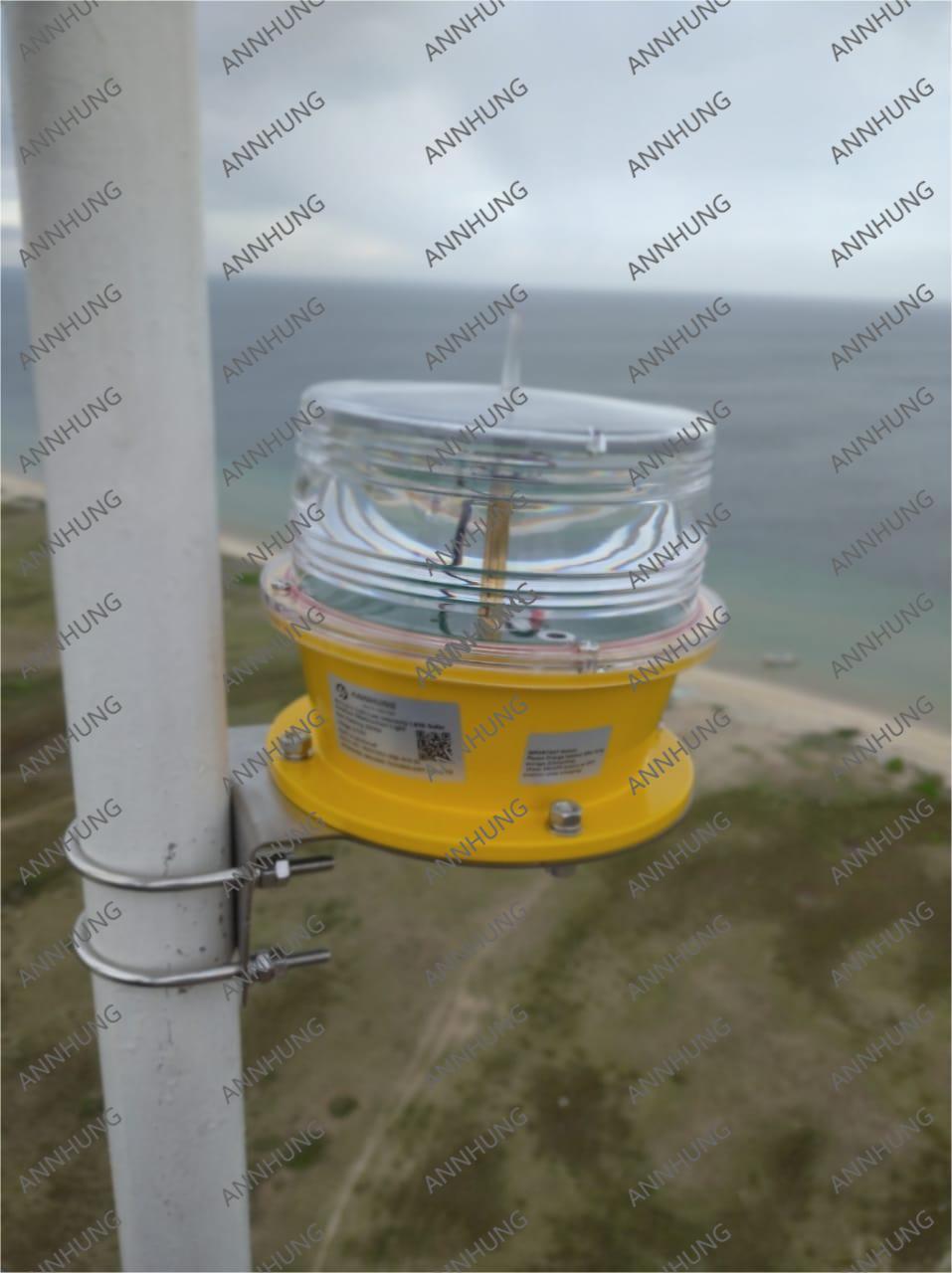 के बारे में नवीनतम कंपनी का मामला Solar Marine Lantern Installation Case: AH-LS-C IP68 IALA Navigation Lights