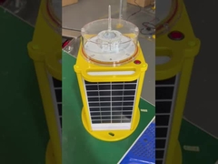 यह एलईडी समुद्री लालटेन पूरी तरह से आत्मनिर्भर लालटेन है. चार (4) सौर पैनलों एकीकृत कर रहे हैं